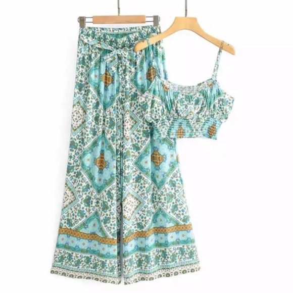 Boho Floral Gypsy Crop Top & Wide Leg Pant Set - Picture 2 of 10